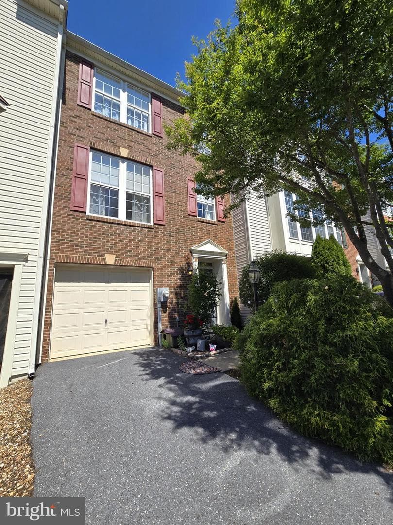 135 Pittman Court photo 38