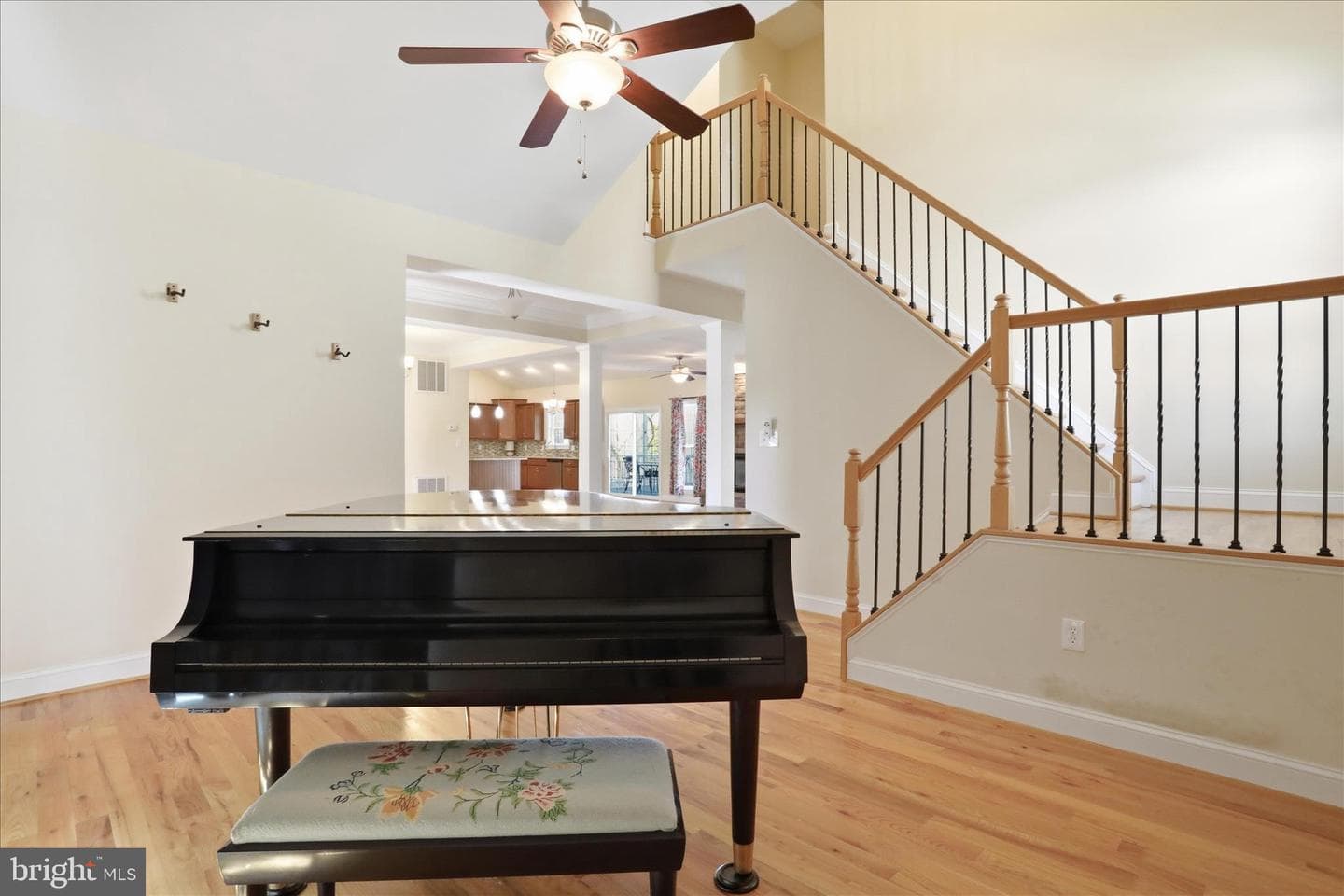 107 Harold Court photo 18