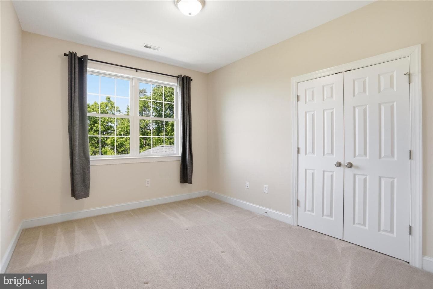 107 Harold Court photo 31