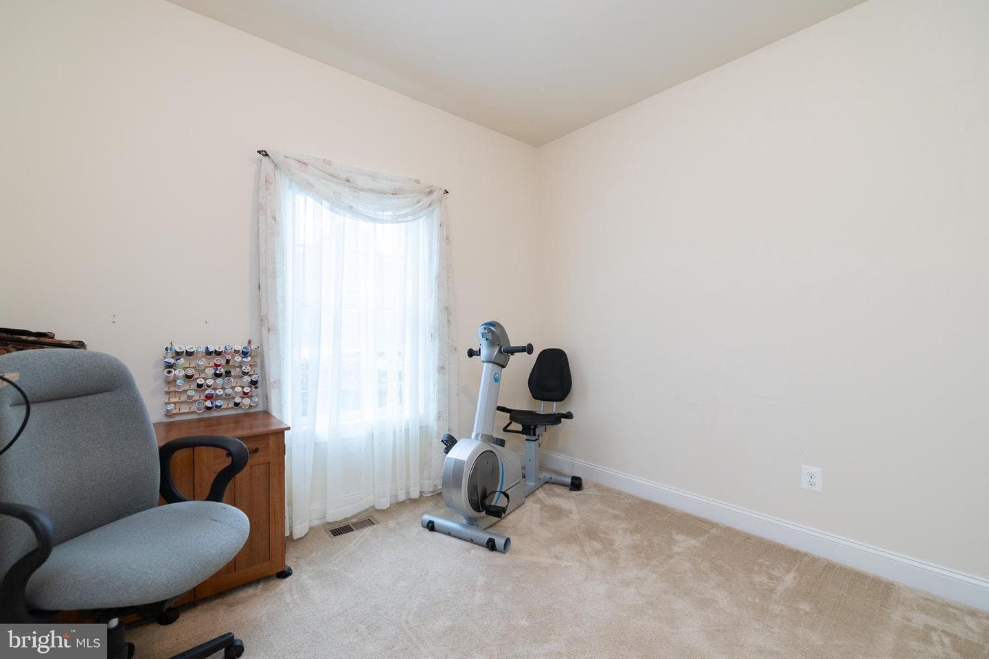 112 Wales Court photo 45