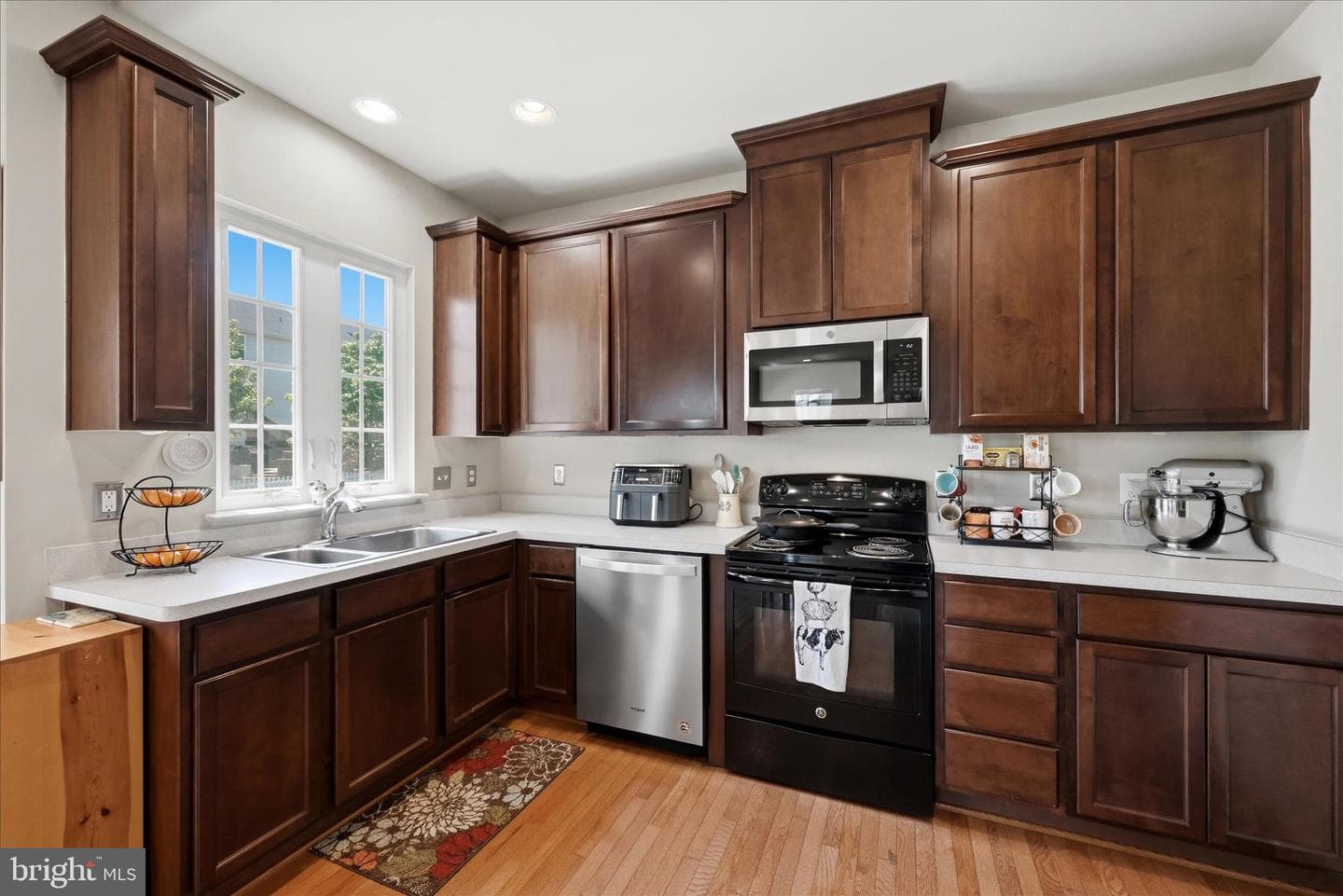 107 Fiesta Drive photo 21