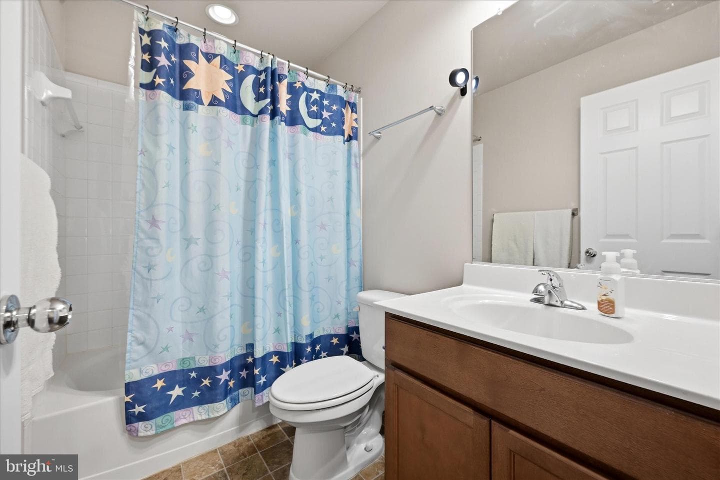 107 Fiesta Drive photo 35