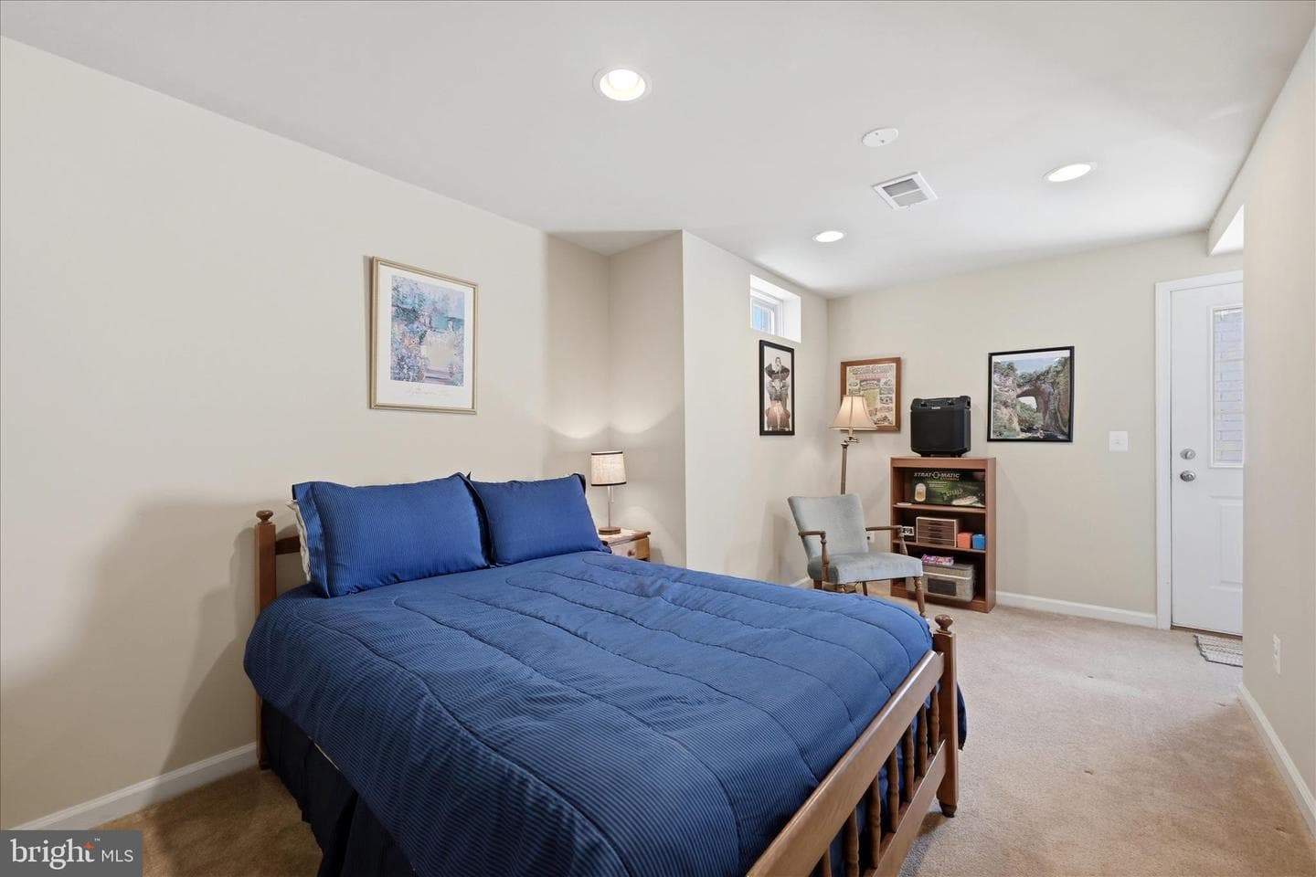 107 Fiesta Drive photo 45