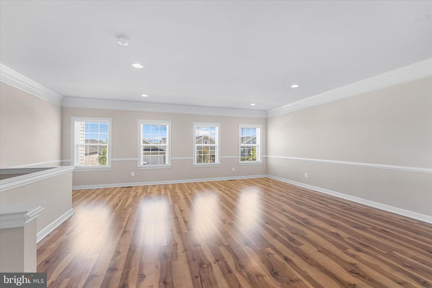 226 Parkland Drive photo 13