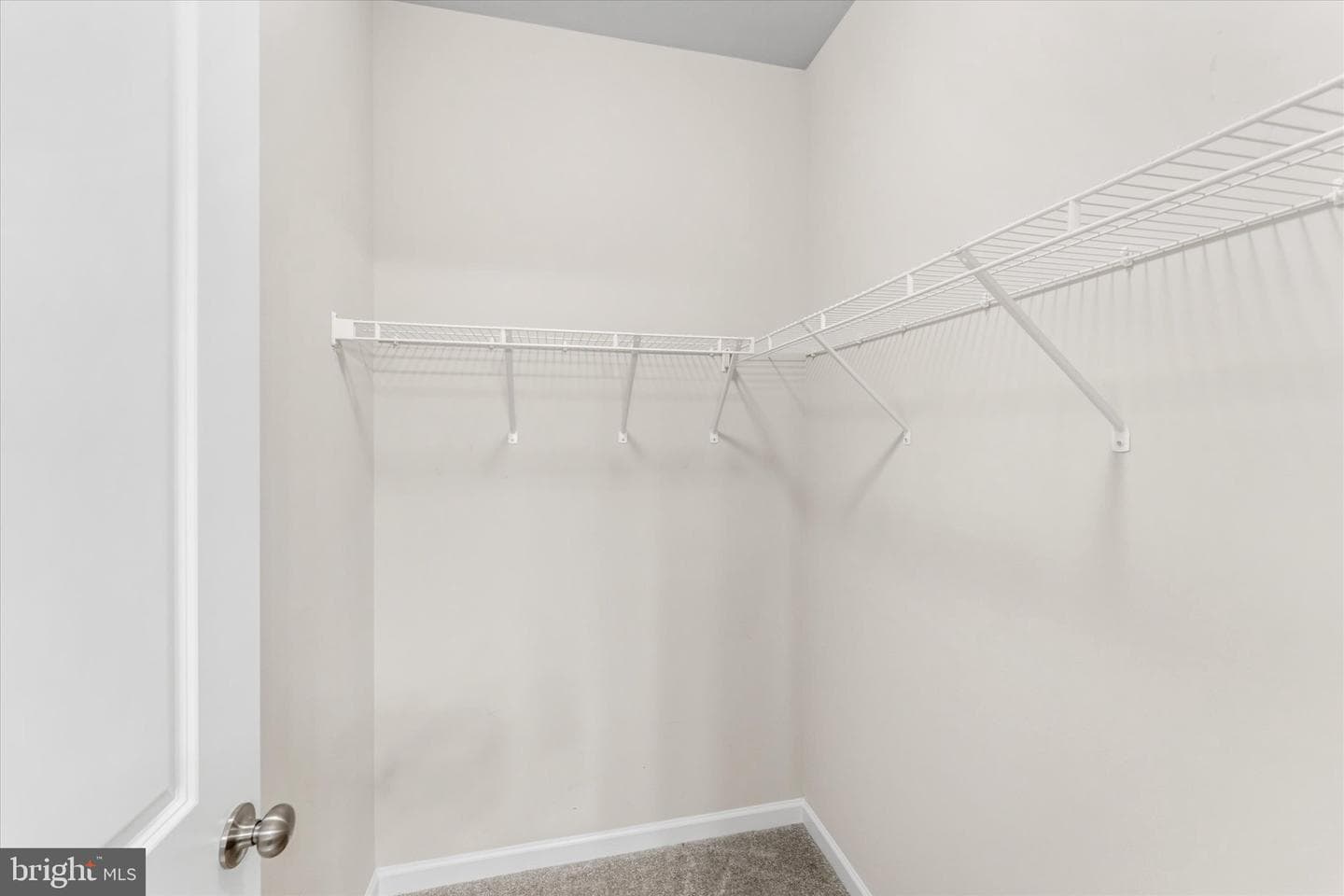 226 Parkland Drive photo 26