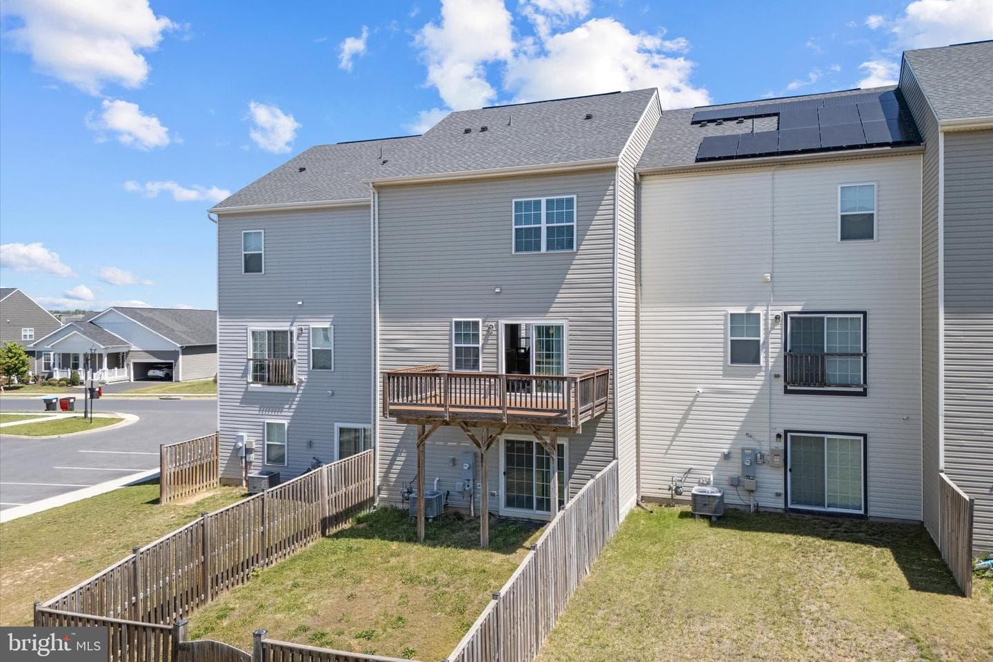 226 Parkland Drive photo 41