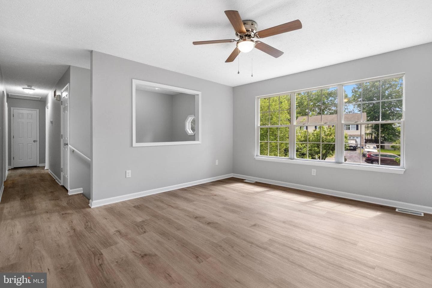 305 Woodrow Road photo 5