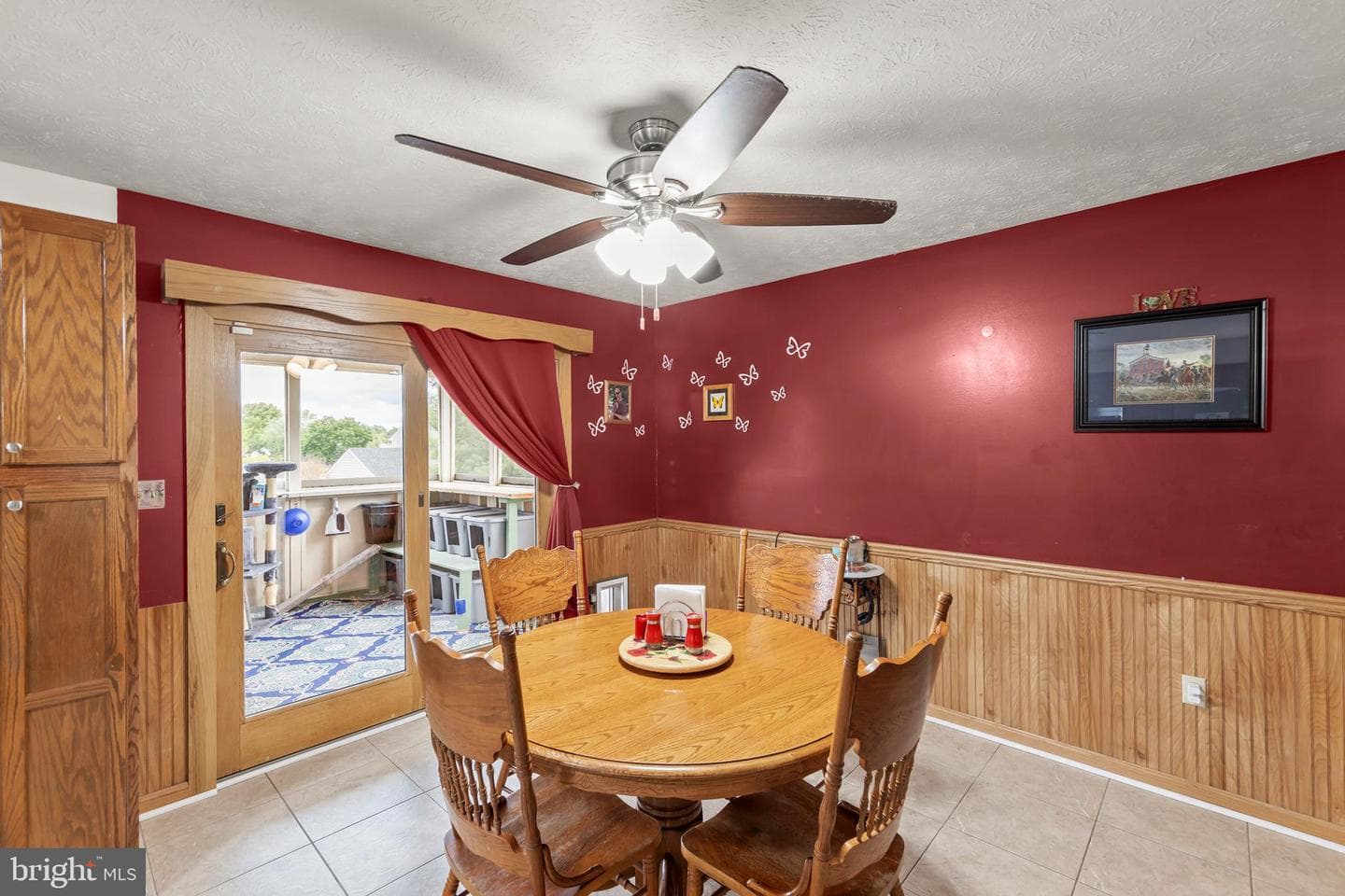 132 Nightingale Ave photo 10