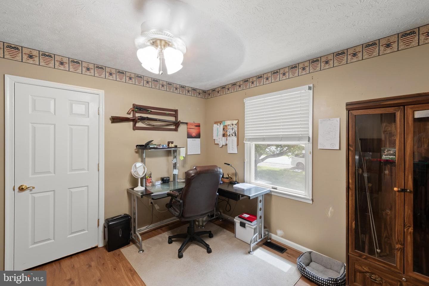 132 Nightingale Ave photo 20