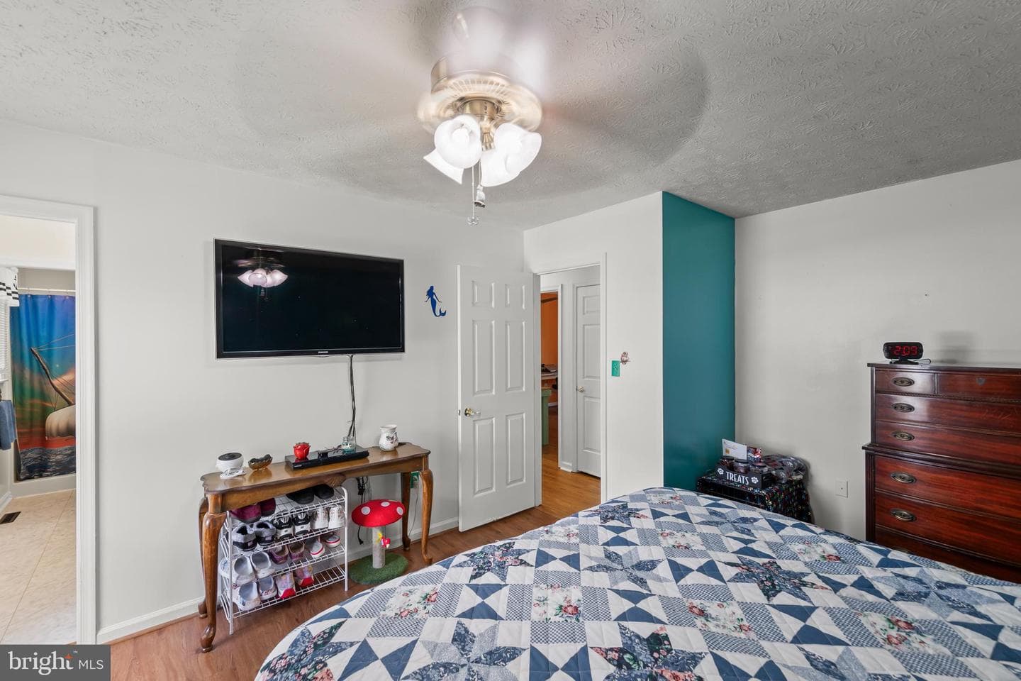 132 Nightingale Ave photo 23