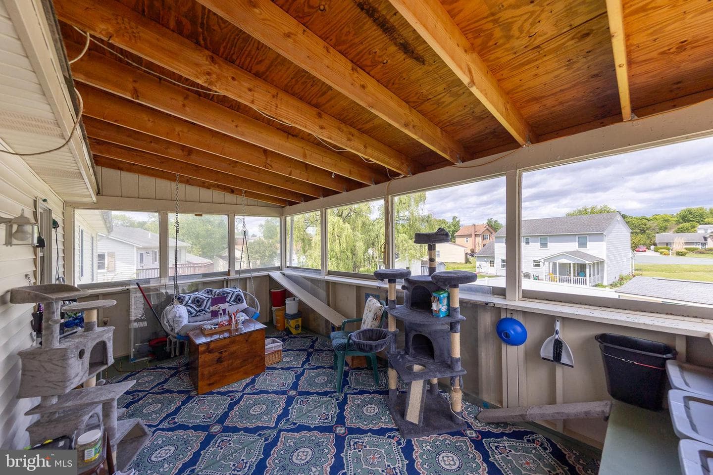 132 Nightingale Ave photo 26