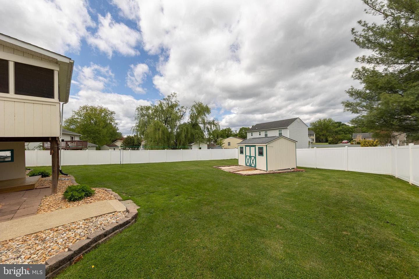 132 Nightingale Ave photo 45