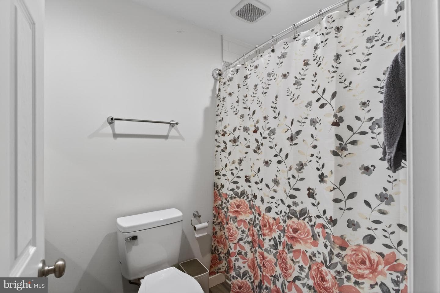 111 Sovereign Court photo 26
