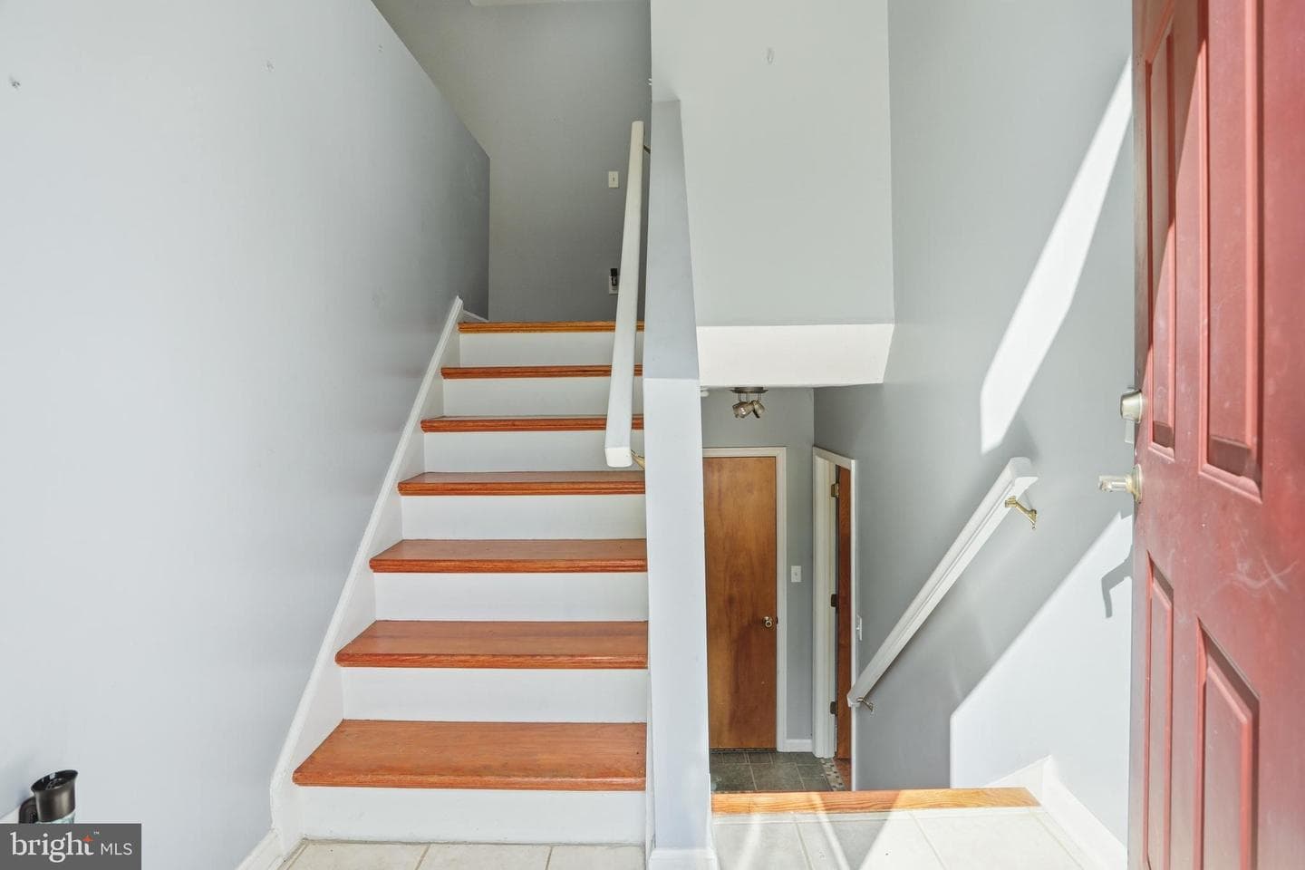 902 Enfield Drive photo 19