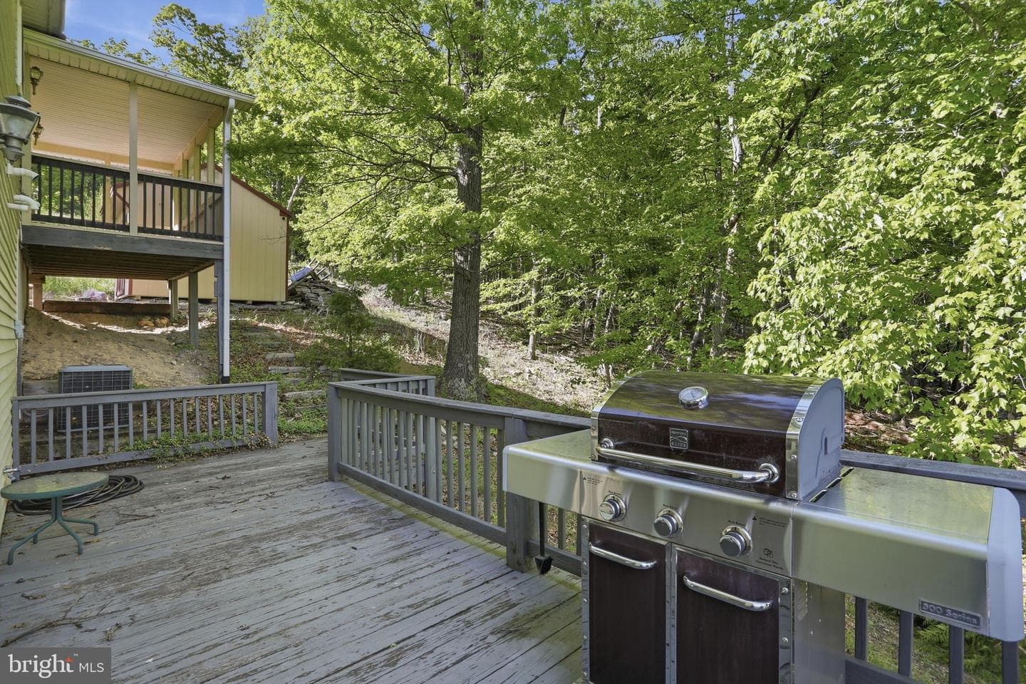 902 Enfield Drive photo 32