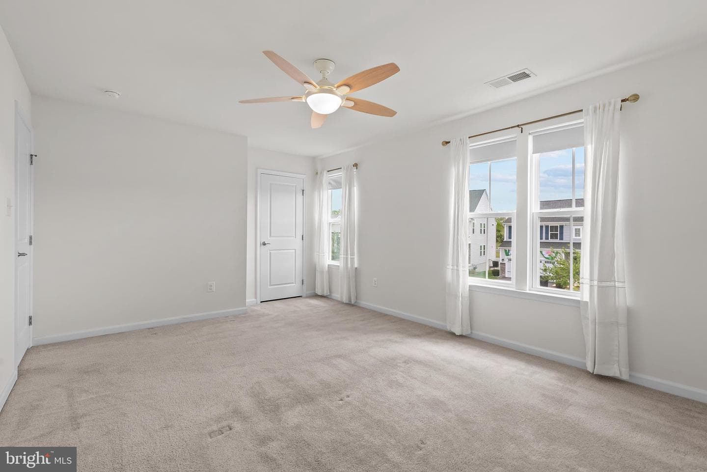 109 Emperor Drive photo 26