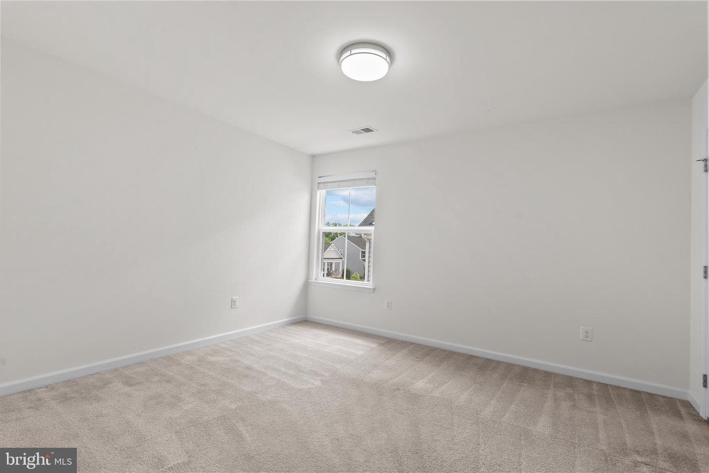 109 Emperor Drive photo 29