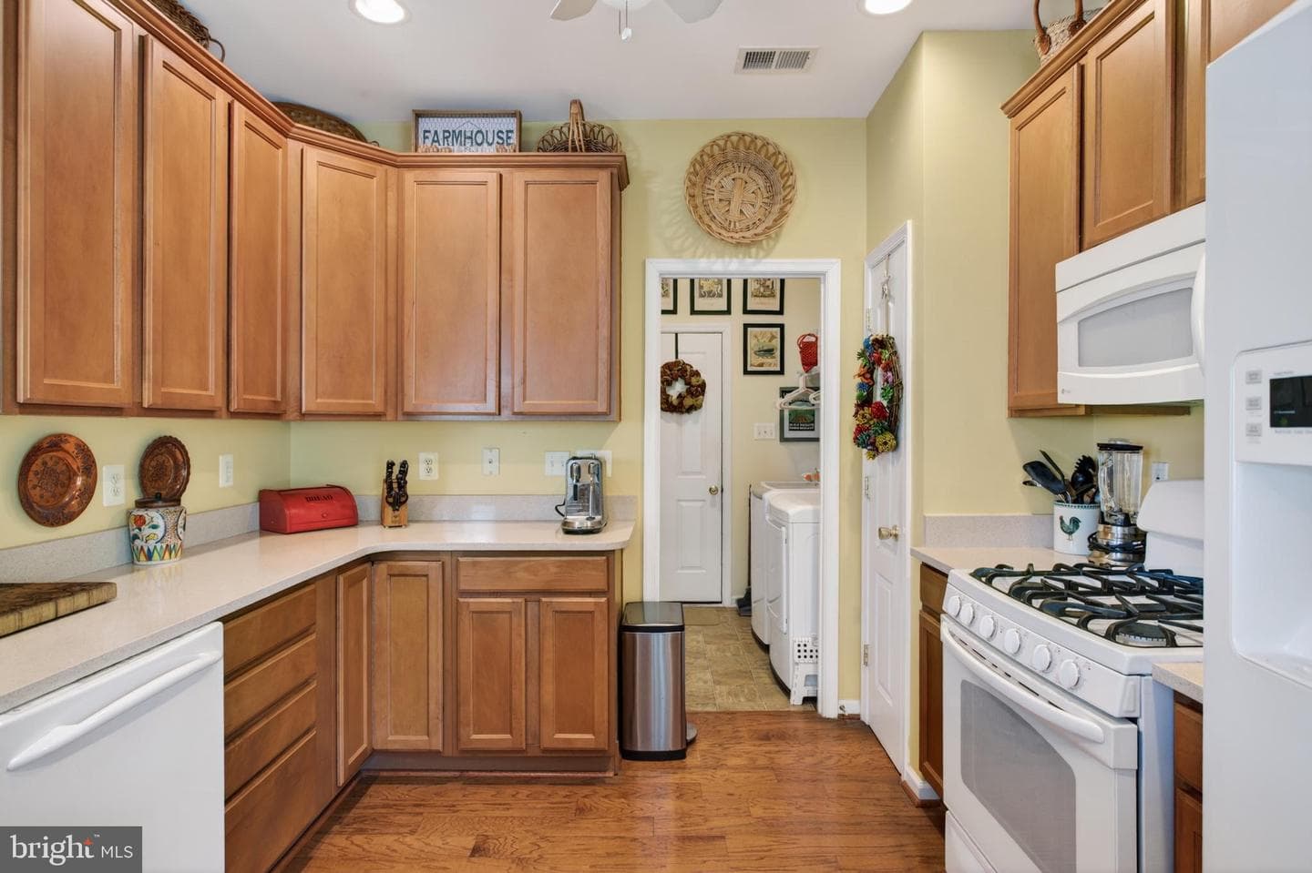 121 Shumard Court photo 12