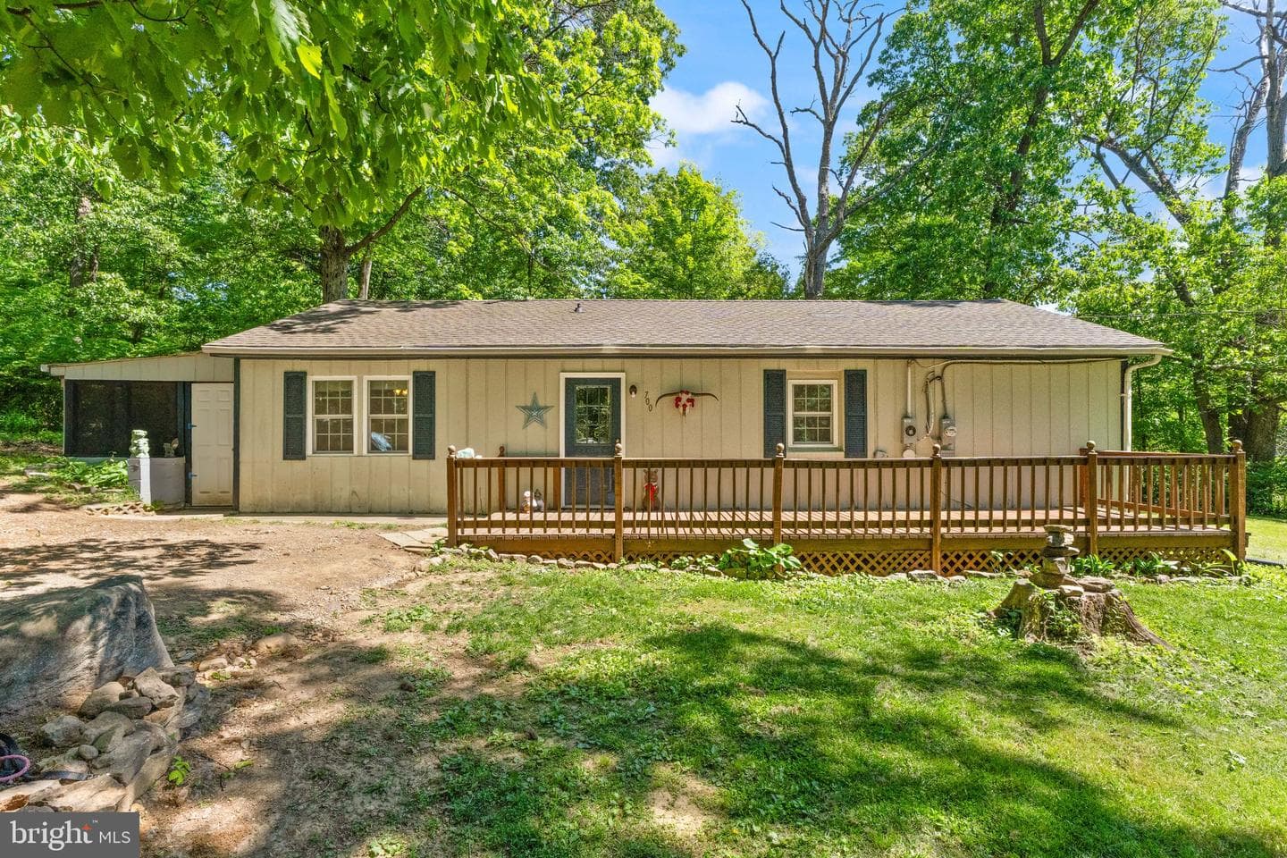 700 Tomahawk Trail, Winchester