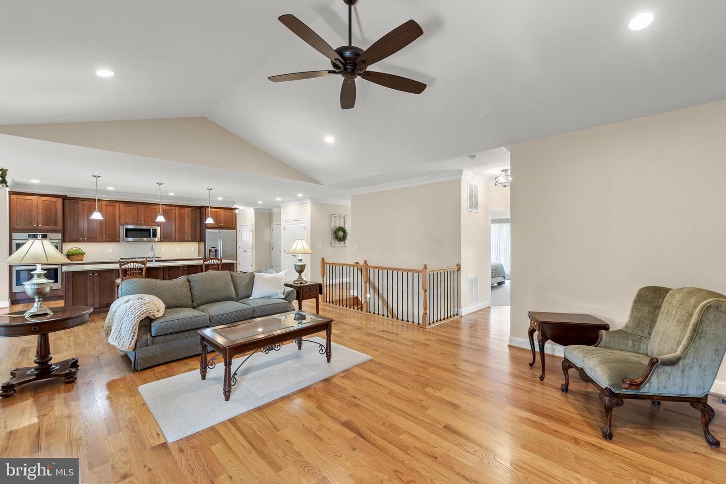 135 Kinross Drive photo 19