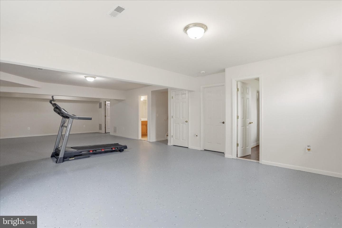 220 Flanagan Drive photo 17