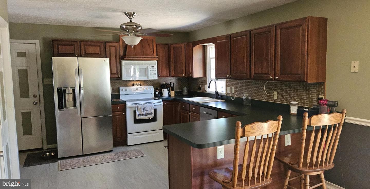 148 Arklow Drive photo 10