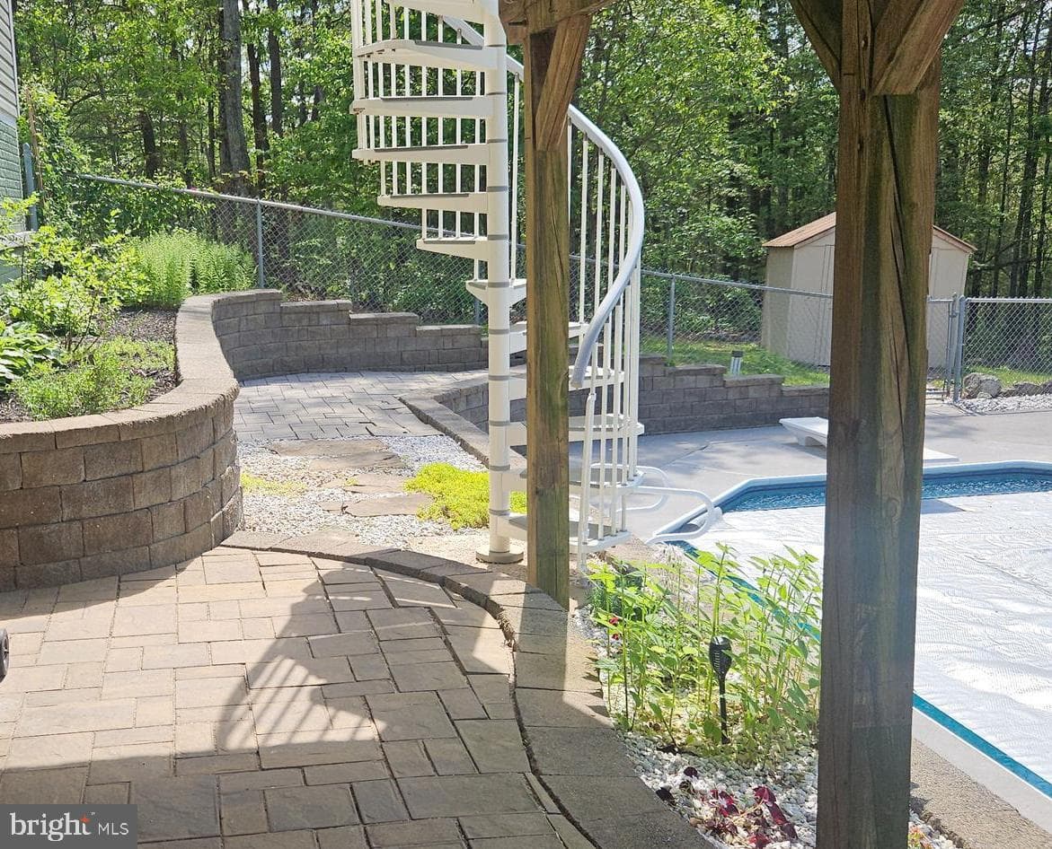 148 Arklow Drive photo 38