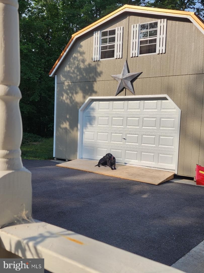 148 Arklow Drive photo 58