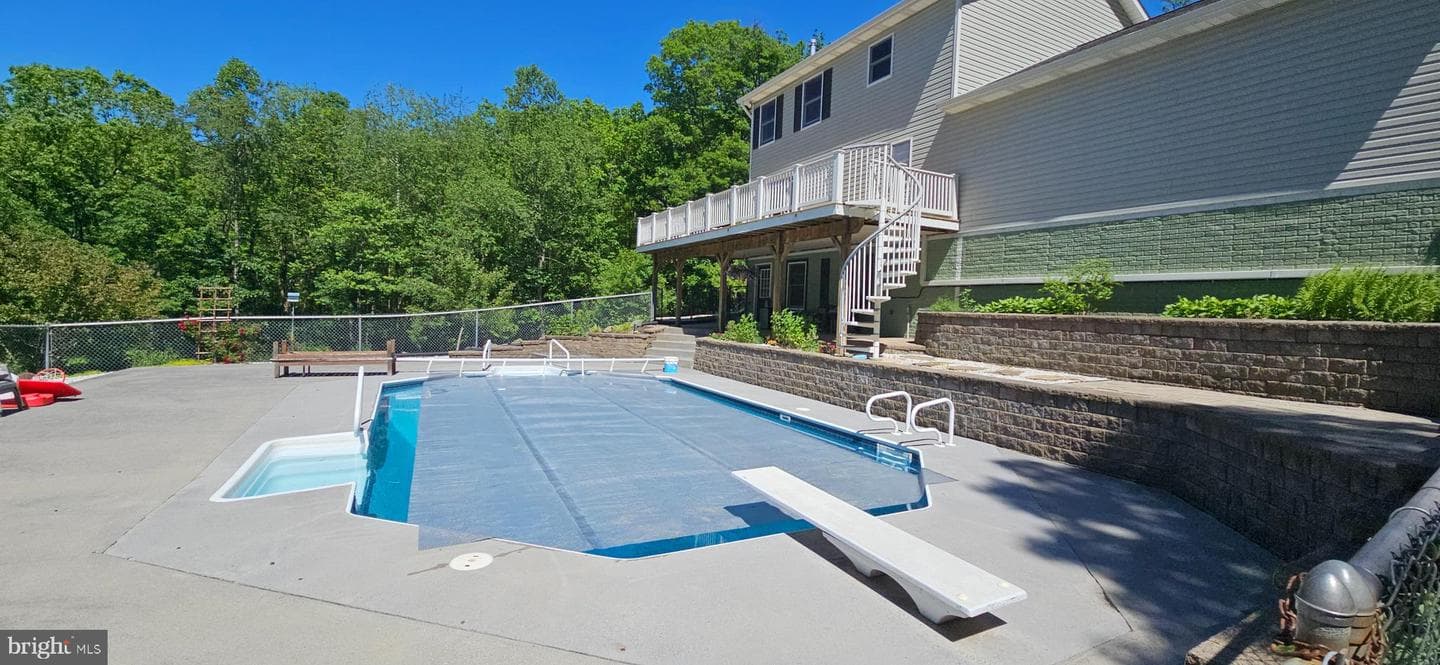 148 Arklow Drive photo 72