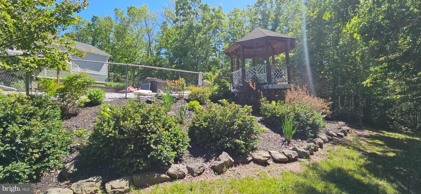 148 Arklow Drive photo 80