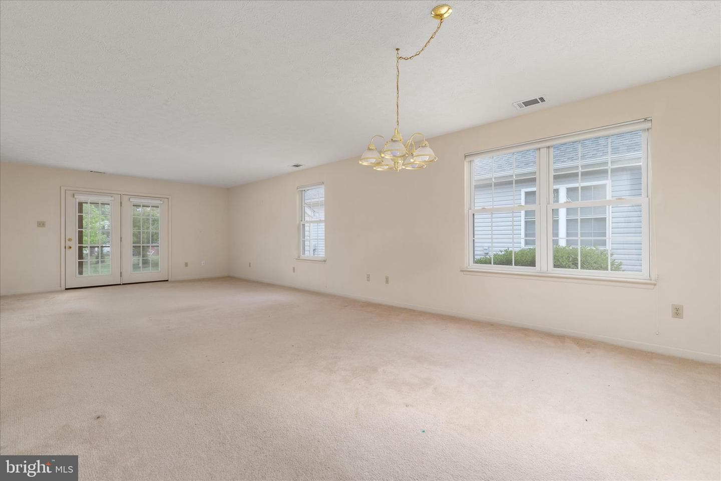 203 Cranberry Court photo 11