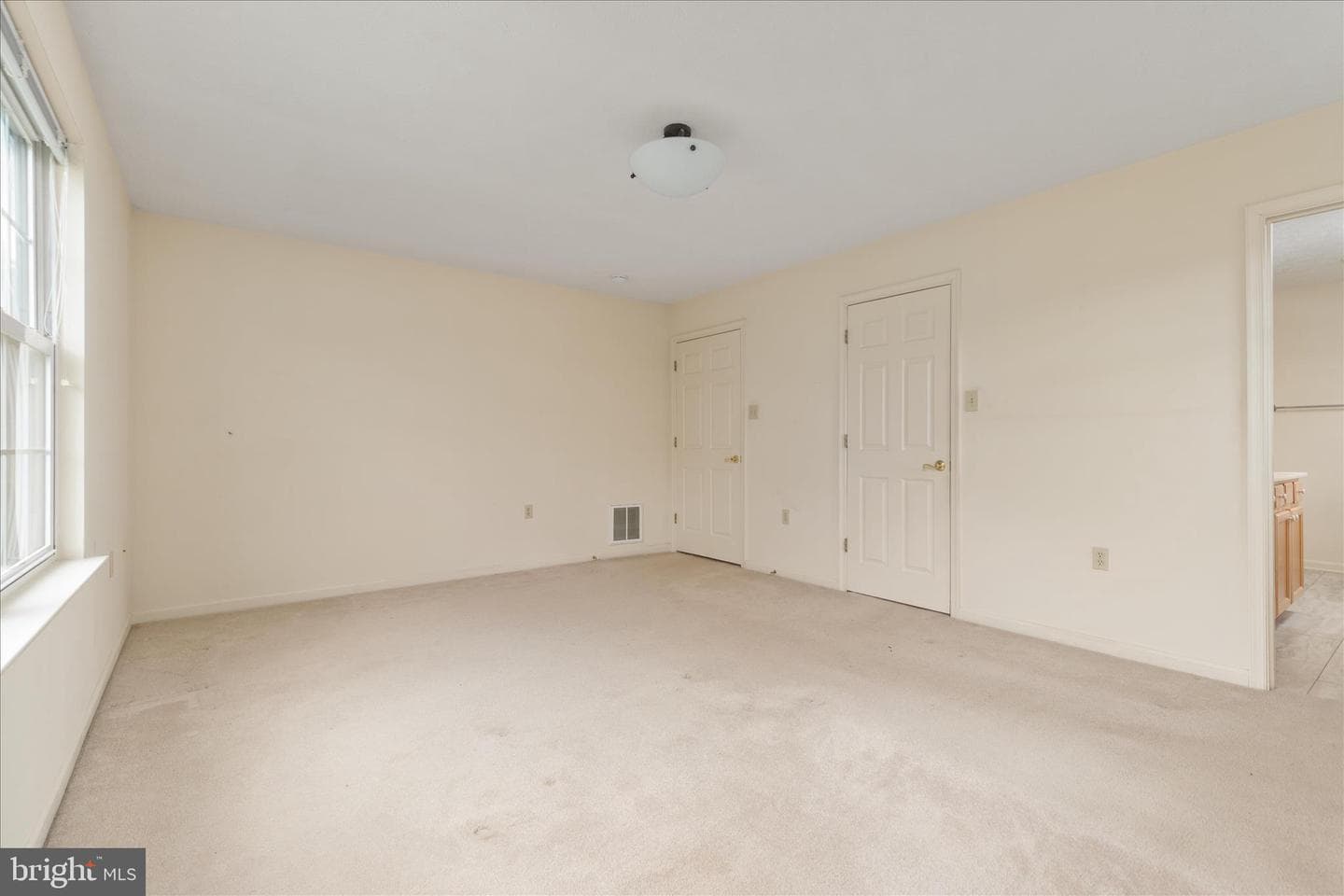 203 Cranberry Court photo 13