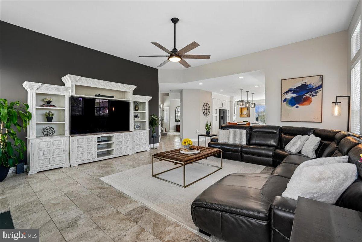 236 Rebecca Drive photo 10