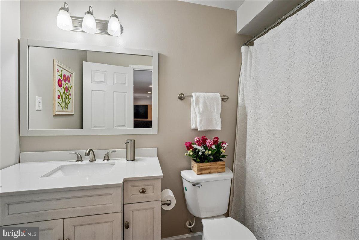 236 Rebecca Drive photo 25