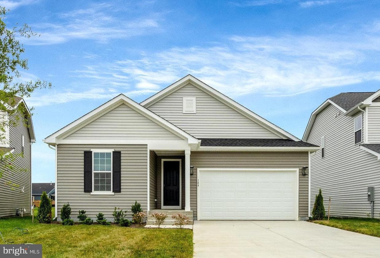 104 Midsummer, Middletown