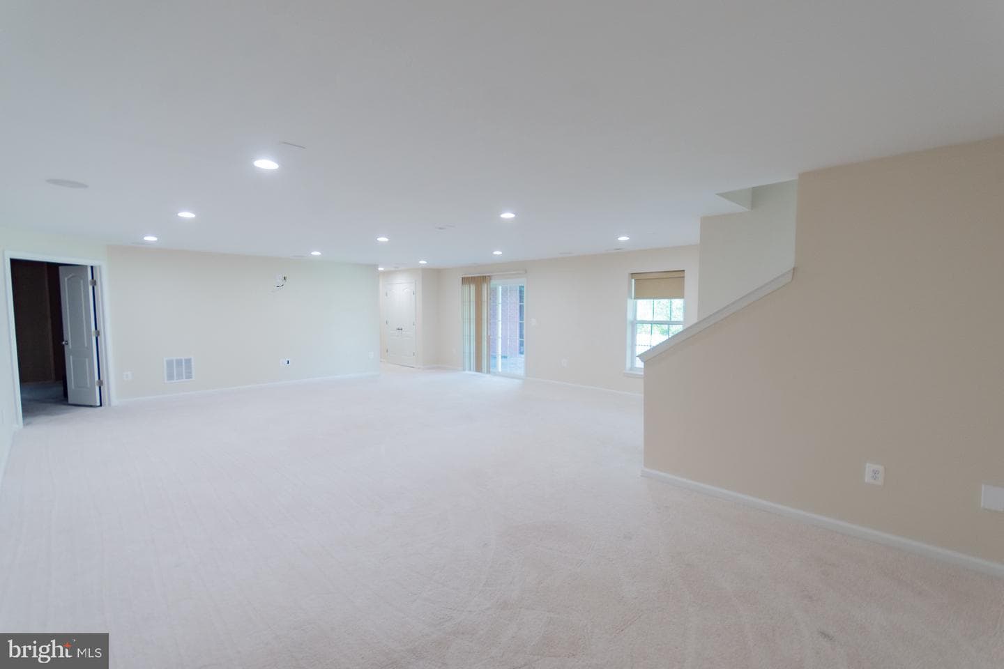 219 Patriot Street photo 34