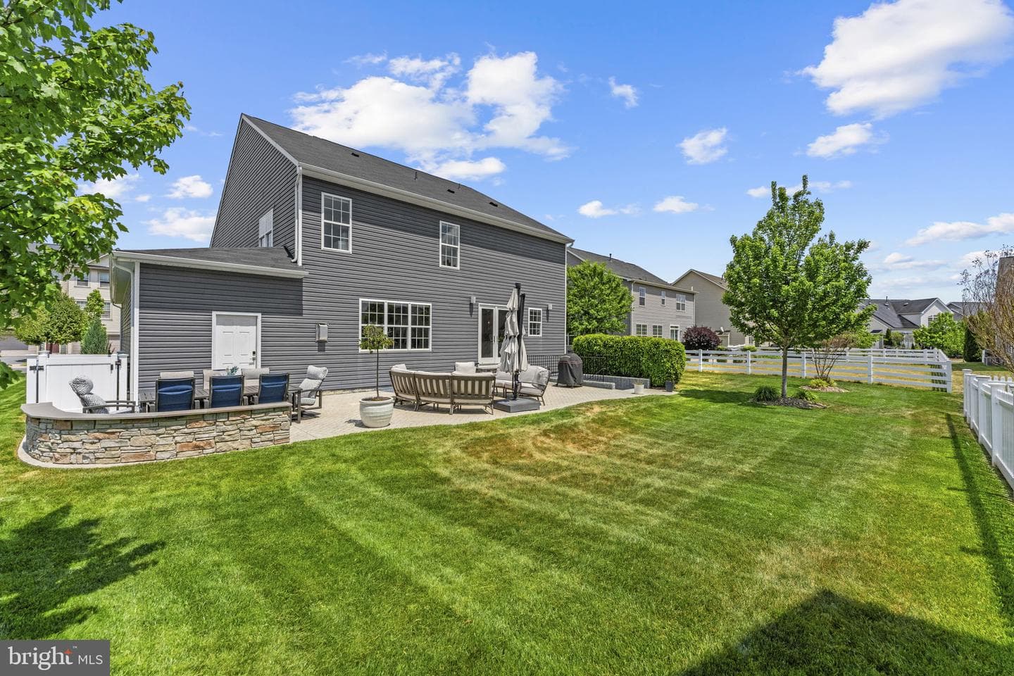 102 Blackford Dr photo 44