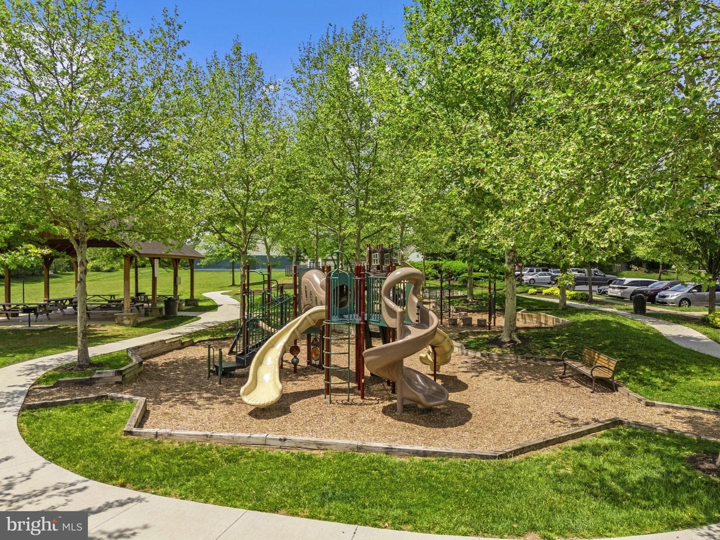 102 Blackford Dr photo 48
