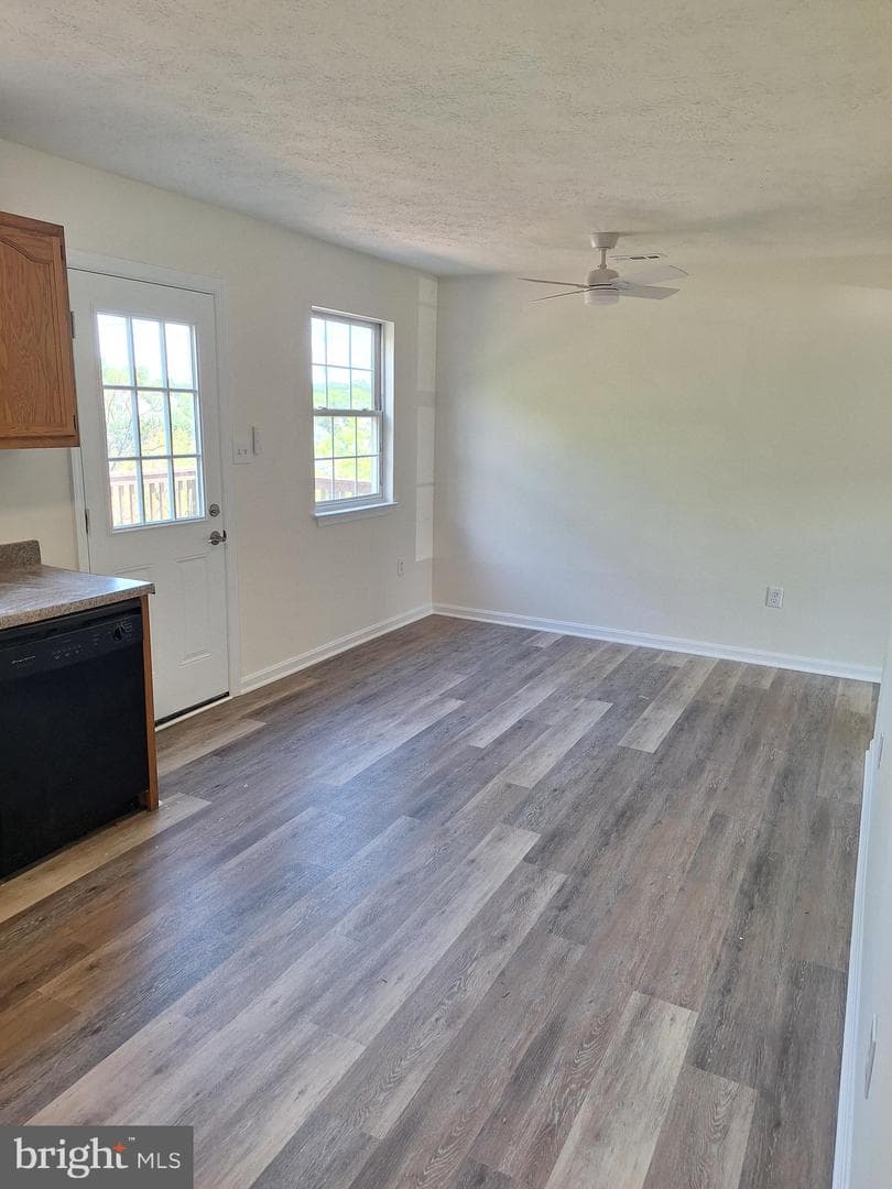 515 Emily Lane photo 8