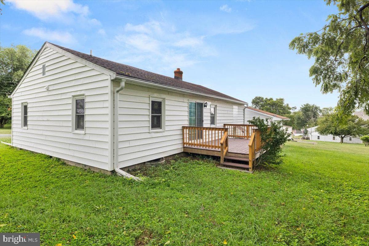 163 Margaret Lane photo 30