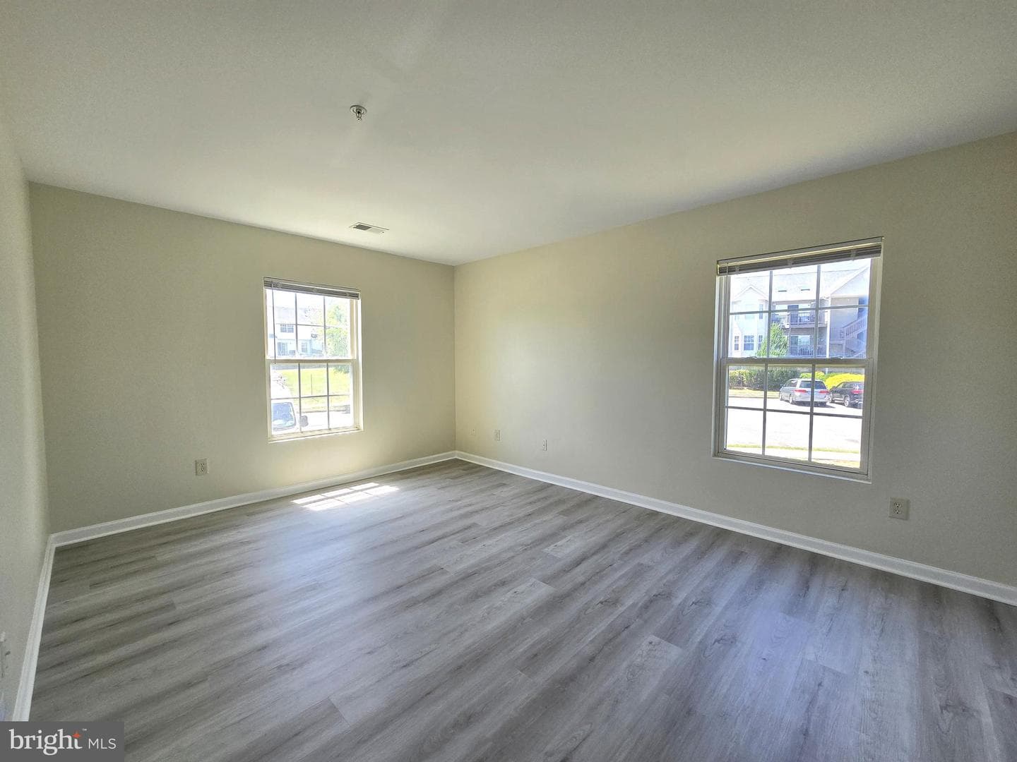 136 Brookland Court #8 photo 15
