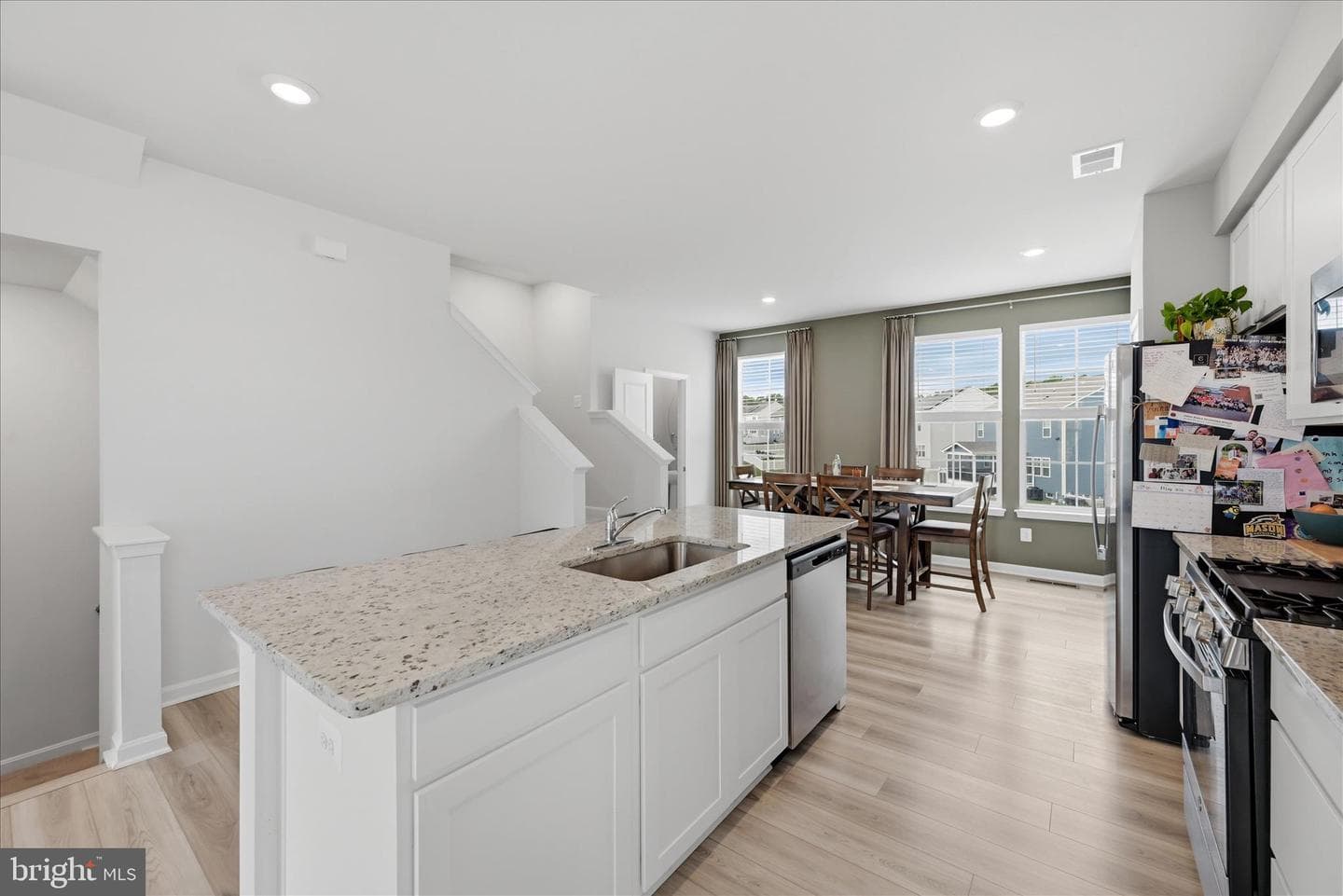 105 Tye Court photo 23