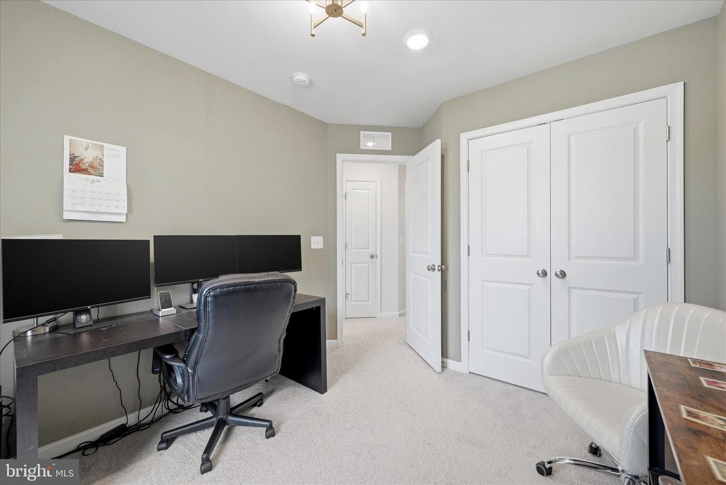 105 Tye Court photo 35
