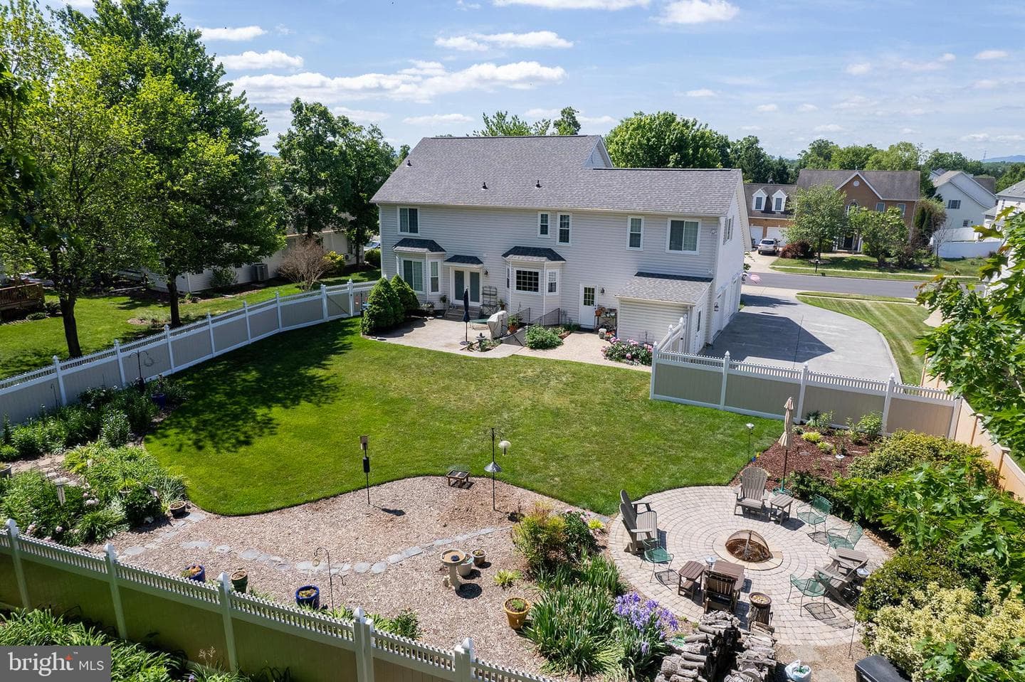105 Piedmont Way photo 3