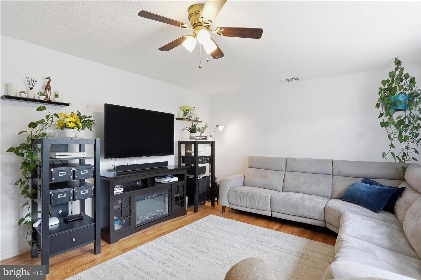 106 Lakeview Court photo 6