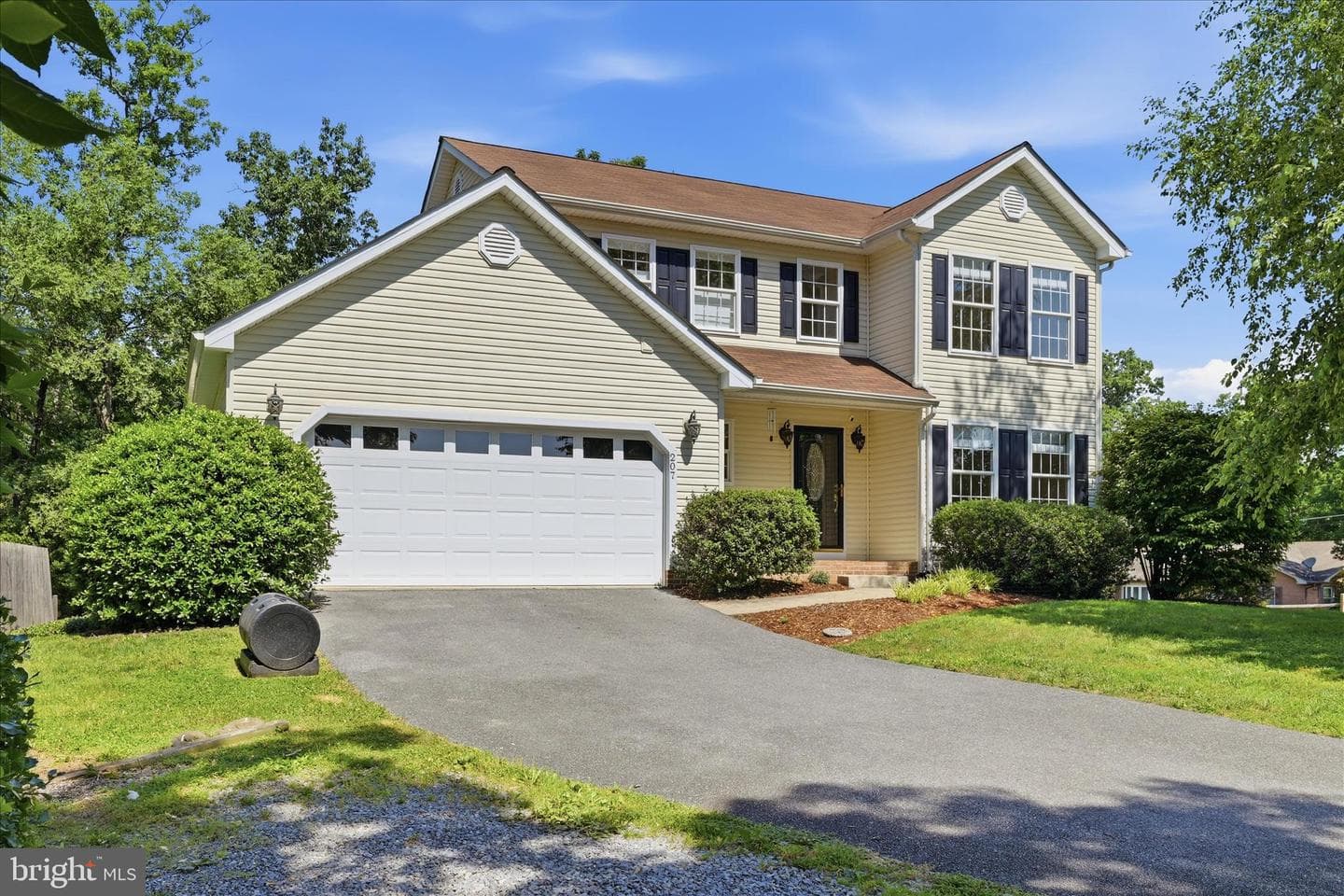 207 Stanley Drive, Winchester