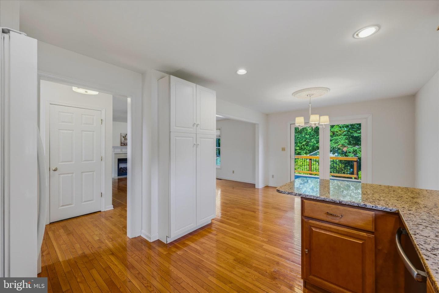 207 Stanley Drive photo 11