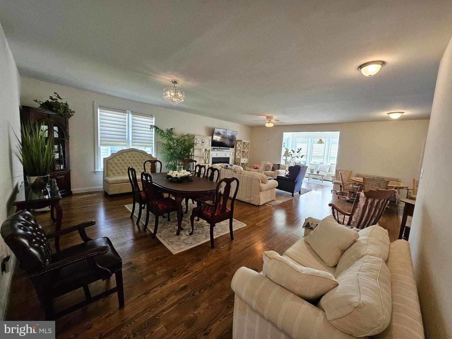 407 Mikey Court photo 10