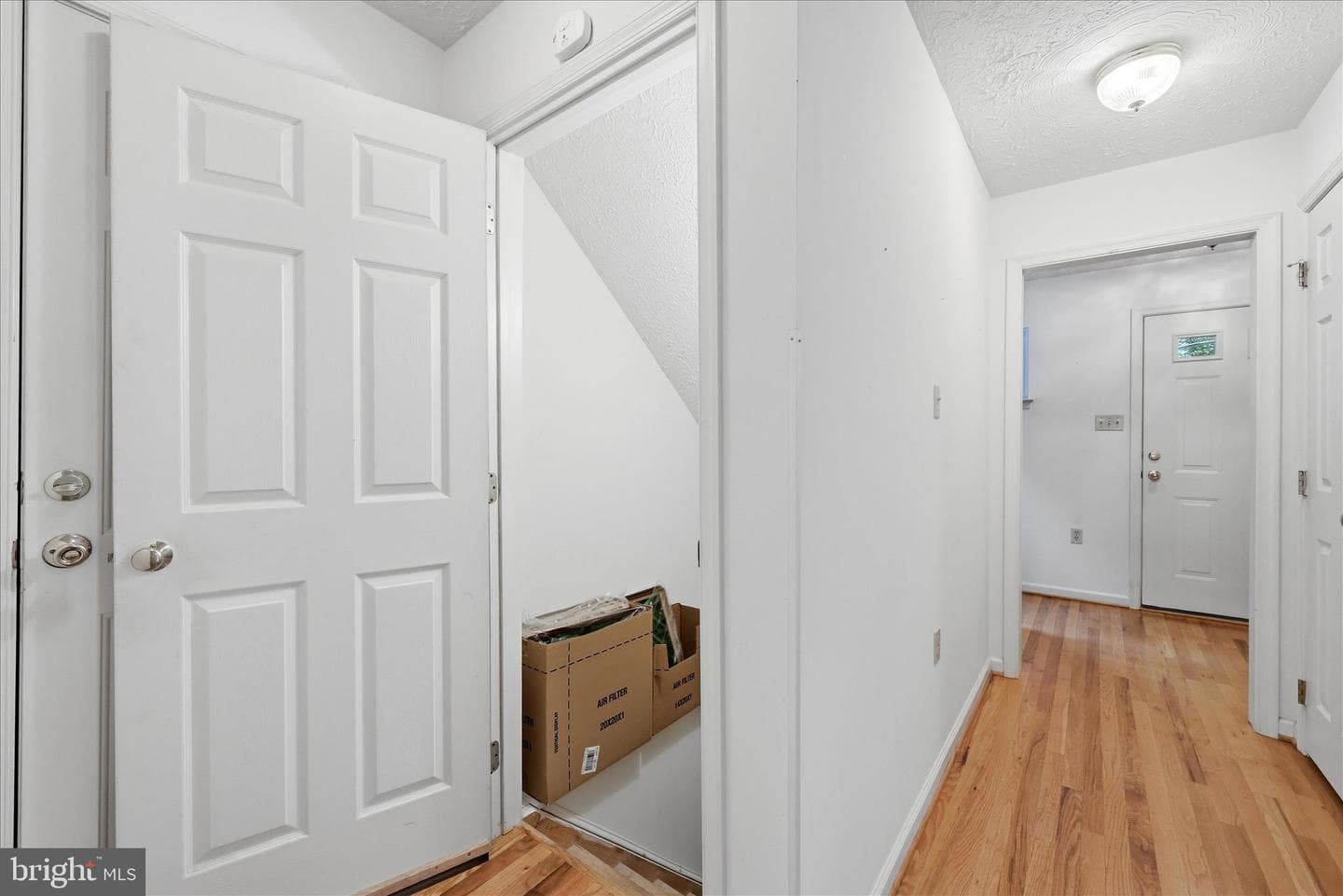 219 Bentley Avenue photo 44