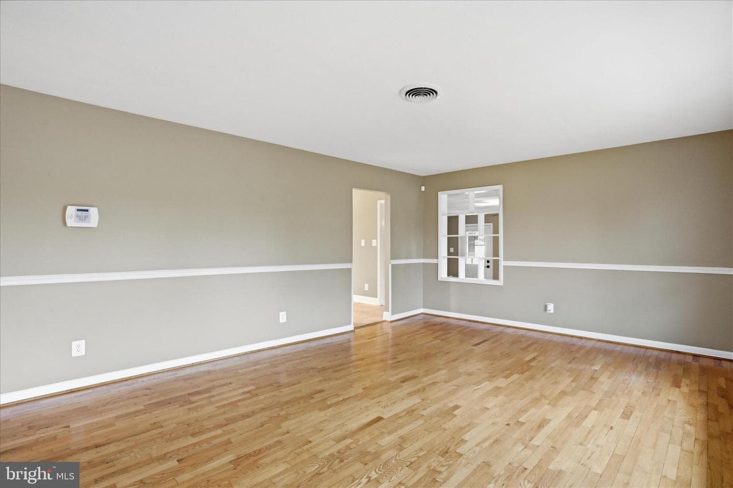 126 Meadowbrook photo 6